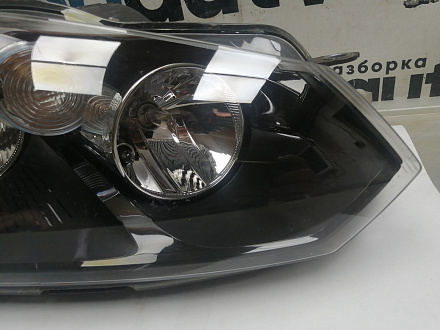 AA046037; Фара галоген правая (5K1941006P) для Volkswagen Golf/БУ; Оригинал; Р1, Мелкий дефект; 