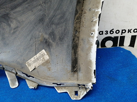 Фотография детали AA024064; Бампер задний, левая часть; под паркт. (850170001R) для Renault Scenic/БУ; Оригинал; Р1, Мелкий дефект; . Фото номер 10