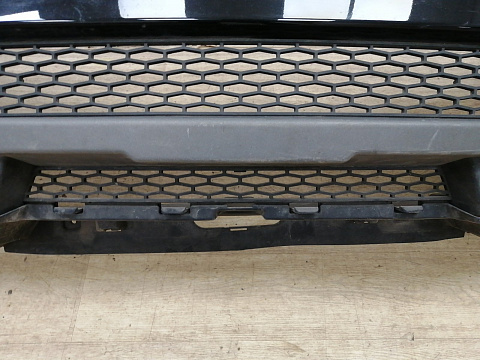 Фотография детали AA032918; Бампер передний; под паркт.; под омыват. (GJ32-17F003-A) для Land Rover Range Rover Evoque I рест. (2015 - 2018)/БУ; Оригинал; Р1, Мелкий дефект; . Фото номер 9