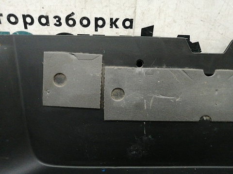 Фотография детали AA036937; Бампер задний центральная часть (52159-0K290) для Toyota Hilux VIII (2015 - 2020)/БУ; Оригинал; Р2, Удовлетворительное; . Фото номер 7