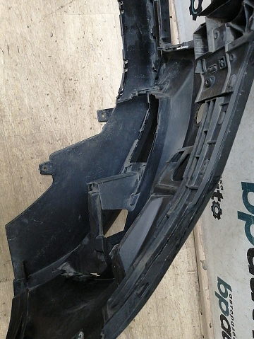 Фотография детали AA043291; Бампер передний, S-line; под паркт.; под омыват. (4G0 807 437 AB) для Audi A6 IV (C7) рест. Sedan (2014-2018)/БУ; Оригинал; Р1, Мелкий дефект; . Фото номер 9