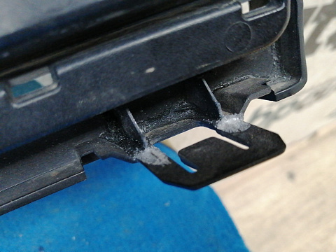 Фотография детали AA033313; Решетка радиатора (62310-BR00A) для Nissan Qashqai I рест. (2010-2013)/БУ; Оригинал; Р1, Мелкий дефект; . Фото номер 14