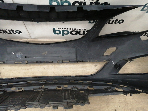 Фотография детали AA037216; Бампер передний; без паркт.; под омыват. (13264403) для Opel Astra/БУ; Оригинал; Р1, Мелкий дефект; . Фото номер 21