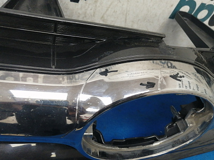 AA029982; Решетка радиатора верхняя (53101-0E190) для Toyota Highlander III (2014 — 2016)/БУ; Оригинал; Р2, Удовлетворительное; 