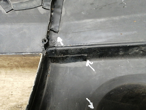 Фотография детали AA035265; Бампер передний; без паркт.; без омыват. (71711-77K60) для Suzuki Grand Vitara III рест. (2009 — 2012)/БУ; Оригинал; Р2, Удовлетворительное; . Фото номер 14