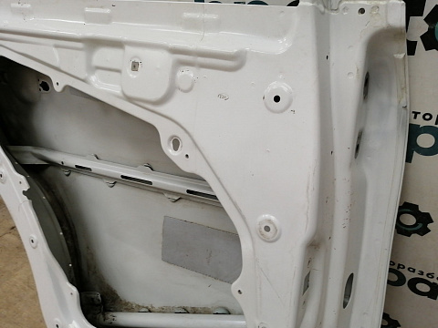 Фотография детали AA038002; Дверь задняя левая (77003-1U010) для Kia Sorento/БУ; Оригинал; Р2, Удовлетворительное; . Фото номер 19