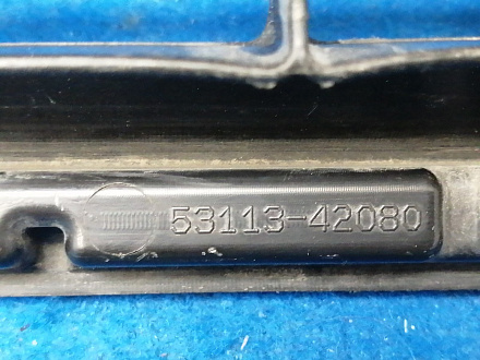 AA034664; Решетка переднего бампера нижняя (53113-42080) для Toyota Rav4 40 рест. (2015 — 2019)/БУ; Оригинал; Р2, Удовлетворительное; 
