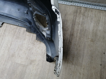 AA044787; Бампер передний; без паркт.; под омыват. (52119-0K840) для Toyota Hilux VIII (2015 - 2020)/БУ; Оригинал; Р2, Удовлетворительное; 