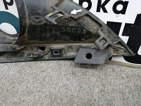 Фотография детали AA008181; Накладка ПТФ левая (GDK5-50C23) для Mazda 6 GH/БУ; Оригинал; Р1, Мелкий дефект; . Фото номер 8