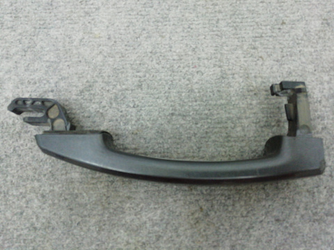 Фотография детали AA010018; Ручка двери передняя=задняя, левая=правая (13500026) для Opel/БУ; Оригинал; Р1, Мелкий дефект; . Фото номер 4