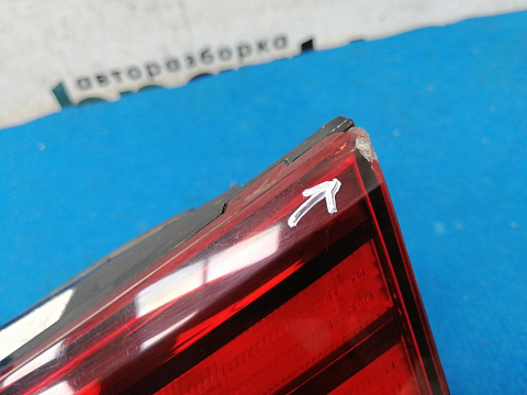 Фотография детали AA025121; Фонарь в крышку багажника правый (5C6945094) для Volkswagen Jetta VI рест. (2015-2018)/БУ; Оригинал; Р1, Мелкий дефект; . Фото номер 2