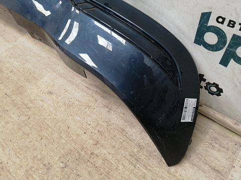 Фотография детали AA038704; Юбка заднего бампера (32296891) для Volvo XC60 II рест. (2021-н.в.)/БУ; Оригинал; Р1, Мелкий дефект; . Фото номер 2