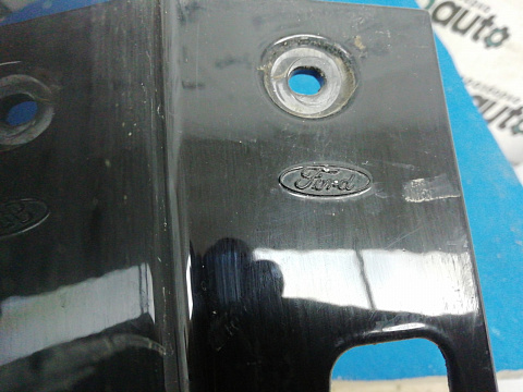 Фотография детали AA022158; Бампер задний, левая часть; без паркт. (BM51-17865-A) для Ford Focus/БУ; Оригинал; Р1, Мелкий дефект; . Фото номер 7