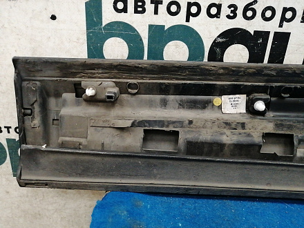 AA035376; Накладка передней правой двери, матовая (8U0 853 960 D) для Audi Q3 I (2011-2014)/БУ; Оригинал; Р1, Мелкий дефект; 