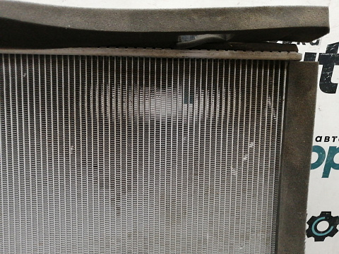 Фотография детали AA037837; Радиатор охлаждения (16400-38200) для Lexus LS IV (2006- 2009)/БУ; Оригинал; Р1, Мелкий дефект; . Фото номер 11