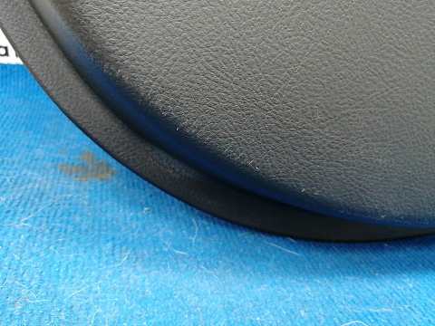 Фотография детали AA022397; Обшивка двери задняя левая LONG (67788-X1B00) для Toyota Rav4/БУ; Оригинал; Р1, Мелкий дефект; . Фото номер 4