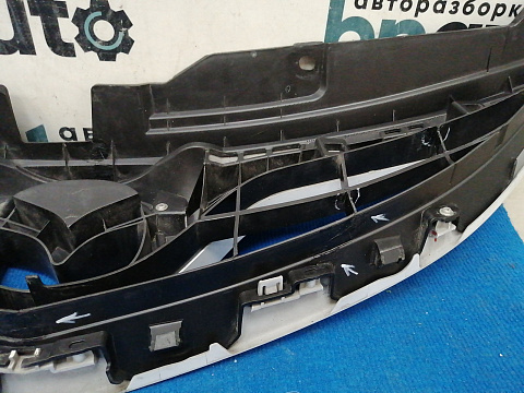 Фотография детали AA038726; Решетка радиатора, Sport (GDL6-50712) для Mazda 6 GH/БУ; Оригинал; Р2, Удовлетворительное; . Фото номер 13