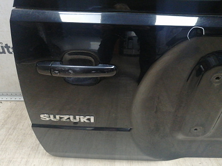 AA045192; Крышка багажника (6910065830) для Suzuki Grand Vitara/БУ; Оригинал; Р1, Мелкий дефект;