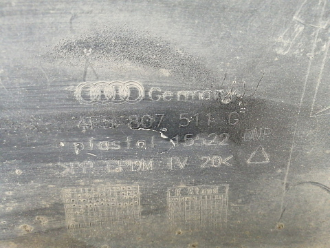 Фотография детали AA025903; Бампер задний, S-line; под паркт. (4F5 807 511 G) для Audi A6 III (C6) рест. Sedan (2008-2011)/БУ; Оригинал; Р1, Мелкий дефект; . Фото номер 18