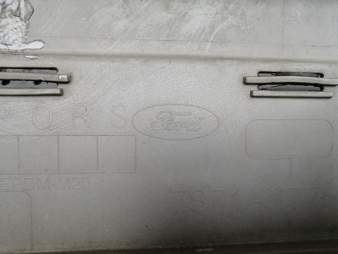 Фотография детали AA046128; Бампер передний; под паркт.; под омыват. (7S71-17757-A) для Ford Mondeo/БУ; Оригинал; Р1, Мелкий дефект; . Фото номер 31