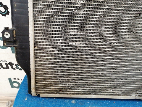 Фотография детали AA037830; Радиатор охлаждения, V-2.2, автомат, дизель (16400-26410) для Toyota Rav4/БУ; Оригинал; Р2, Удовлетворительное; . Фото номер 12