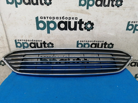 Решетка радиатора Форд Focus III Wagon рест. 2015- 2019, б/у, фото 1