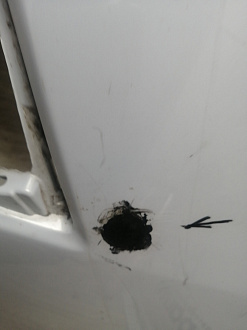 AA045772; Бампер передний; без паркт.; под омыват. (BCW8-50031) для Mazda 3 BL/БУ; Оригинал; Р1, Мелкий дефект; 