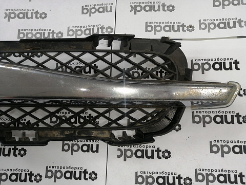 Фотография детали AA045559; Решётка переднего бампера левая (8X23-15K233-BC) для Jaguar XF I (2008-2011)/БУ; Оригинал; Р1, Мелкий дефект; . Фото номер 4