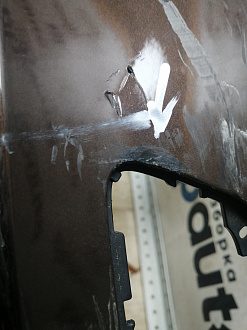 BA000256; Бампер передний, S-line; без паркт.; под омыват. (8R0 807 437 AC) для Audi Q5 I рест. (2012-2017)/БУ; Оригинал; Р1, Мелкий дефект; 