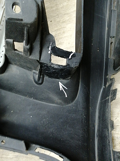 AA045531; Бампер передний; под паркт.; под омыват. (4L0 807 437 H) для Audi Q7 I рест. (2010-2015)/БУ; Оригинал; Р1, Мелкий дефект; 