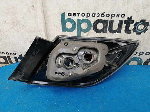 Фотография детали AA035405; Фонарь левый в крыло, черный отражатель (BR5S-51-180C) для Mazda 3 BK/БУ; Оригинал; Р2, Удовлетворительное; . Фото номер 8