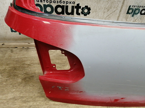 Фотография детали AA031523; Крышка багажника (5K6827025J) для Volkswagen Golf/БУ; Оригинал; Р1, Мелкий дефект; . Фото номер 8