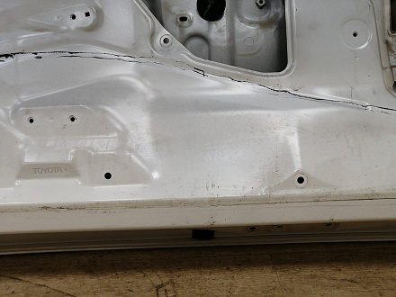 AA033860; Крышка багажника (67005-60F50) для Toyota Land Cruiser Prado 150 (2010 — 2013)/БУ; Оригинал; Р1, Мелкий дефект; (070) Белый перламутр 3х. сл.
