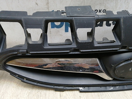 AA045322; Решетка радиатора (86351-1R000) для Hyundai Solaris/БУ; Оригинал; Р2, Удовлетворительное; 