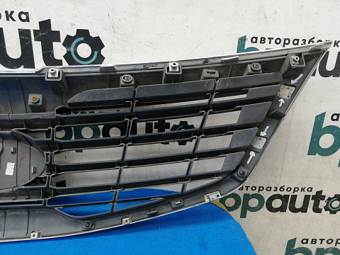 Фотография детали AA028770; Решетка радиатора (86350-3U000) для Kia Sportage III (2010 - 2014)/БУ; Оригинал; Р2, Удовлетворительное; . Фото номер 10