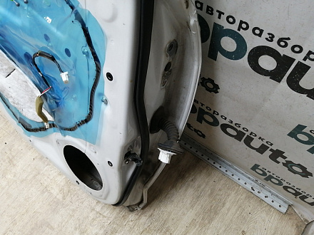 AA045291; Дверь задняя левая, под расширитель, Long (67004-42110) для Toyota Rav4/БУ; Оригинал; Р0, Хорошее; (070) Белый перламутр 3х. сл.