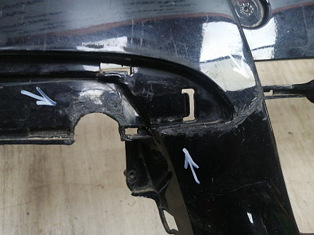 AA044515; Бампер передний; без паркт.; под омыват. (1K0807221D) для Volkswagen Jetta V (2005- 2010)/БУ; Оригинал; Р1, Мелкий дефект; 