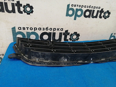 Фотография детали AA039503; Решетка переднего бампера (13247306) для Opel Zafira B рест. (2008 - 2014)/БУ; Оригинал; Р3, Под восстановление; . Фото номер 10