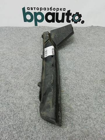 Фотография детали AA001752; Решетка переднего бампера правая (5JA 807 682 A) для Skoda Rapid I рест. (2017-2019)/БУ; Оригинал; Р2, Удовлетворительное; . Фото номер 3
