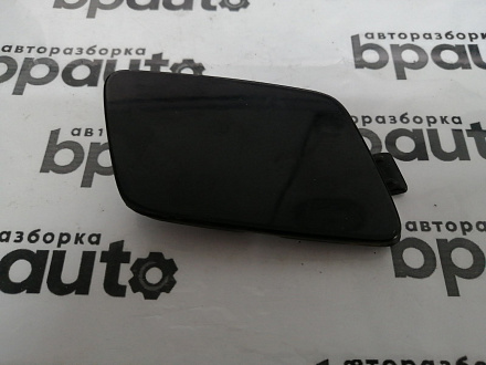 AA045952; Заглушка буксир. крюка переднего бампера (4K0807241) для Audi A6 C8/БУ; Оригинал; Р1, Мелкий дефект; 