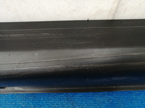 Фотография детали AA041134; Накладка порога правая (76850-4AA0A) для Nissan Almera III (G15) (2012-2018)/БУ; Оригинал; Р1, Мелкий дефект; . Фото номер 5