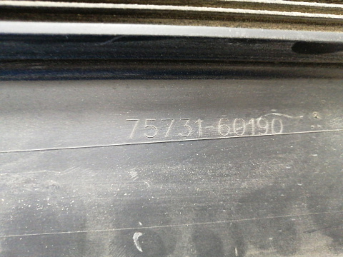 Фотография детали AA031992; Накладка на дверь передняя правая, молдинг (75731-60190) для Lexus GX460/БУ; Оригинал; Р1, Мелкий дефект; . Фото номер 12