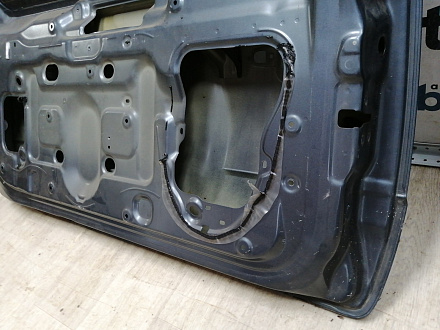 AA045285; Крышка багажника (6910065830) для Suzuki Grand Vitara/БУ; Оригинал; Р1, Мелкий дефект; 