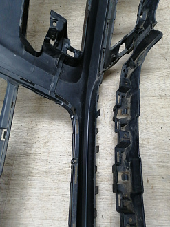 AA045530; Бампер передний; под паркт.; под омыват. (4L0 807 437 H) для Audi Q7 I рест. (2010-2015)/БУ; Оригинал; Р1, Мелкий дефект; 