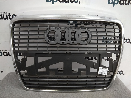 AA003923; Решётка радиатора (4F0 853 651) для Audi A6 III (C6) Sedan (2004-2008)/БУ; Оригинал; Р2, Удовлетворительное; 