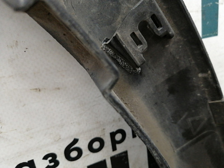 AA029704; Накладка переднего правого крыла (KD53-51W21) для Mazda CX-5/БУ; Оригинал; Р1, Мелкий дефект; 