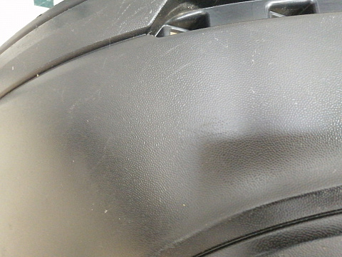 Фотография детали AA034393; Бампер задний нижняя часть; под паркт. (5NA807521) для Volkswagen Tiguan II (2016- 2020)/БУ; Оригинал; Р1, Мелкий дефект; . Фото номер 10