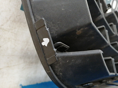 Фотография детали AA032278; Решетка радиатора (31333832) для Volvo XC60 I рест. (2013-2017)/БУ; Оригинал; Р2, Удовлетворительное; . Фото номер 11