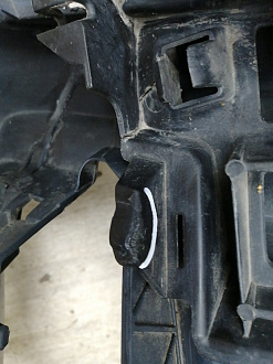 AA045533; Бампер передний; под паркт.; под омыват. (4L0 807 437 H) для Audi Q7 I рест. (2010-2015)/БУ; Оригинал; Р1, Мелкий дефект; 