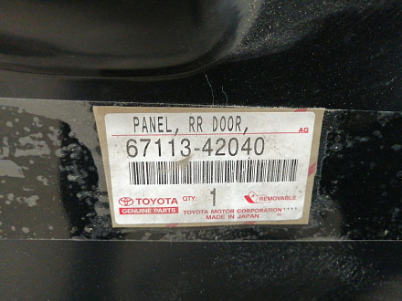 AA035497; Дверь задняя правая (67113-42040) для Toyota Rav4/Нов с деф; Оригинал; Р1, Мелкий дефект; 